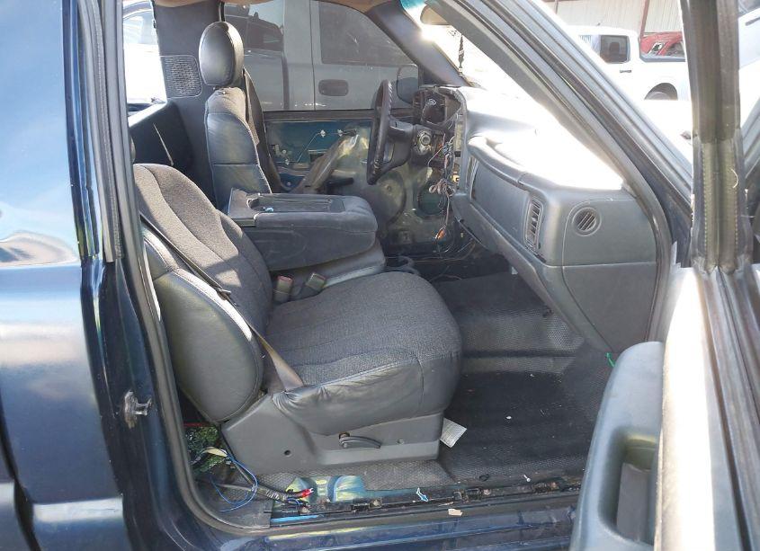 Photo 5 of 2001 Chevrolet Silverado 1500 (VIN 1GCEC14W01Z241328)