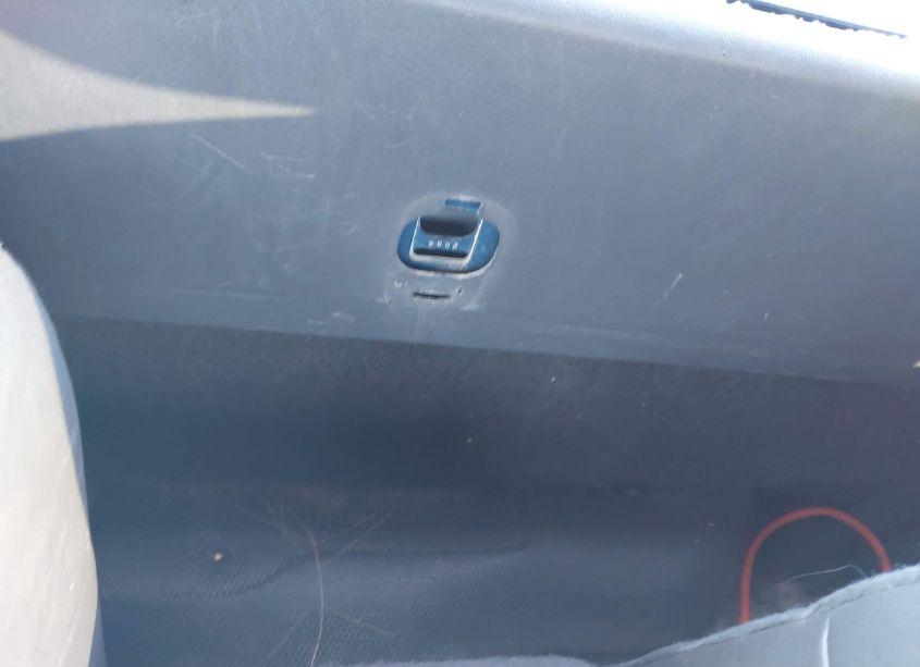 Photo 8 of 2001 Chevrolet Silverado 1500 (VIN 1GCEC14W01Z241328)