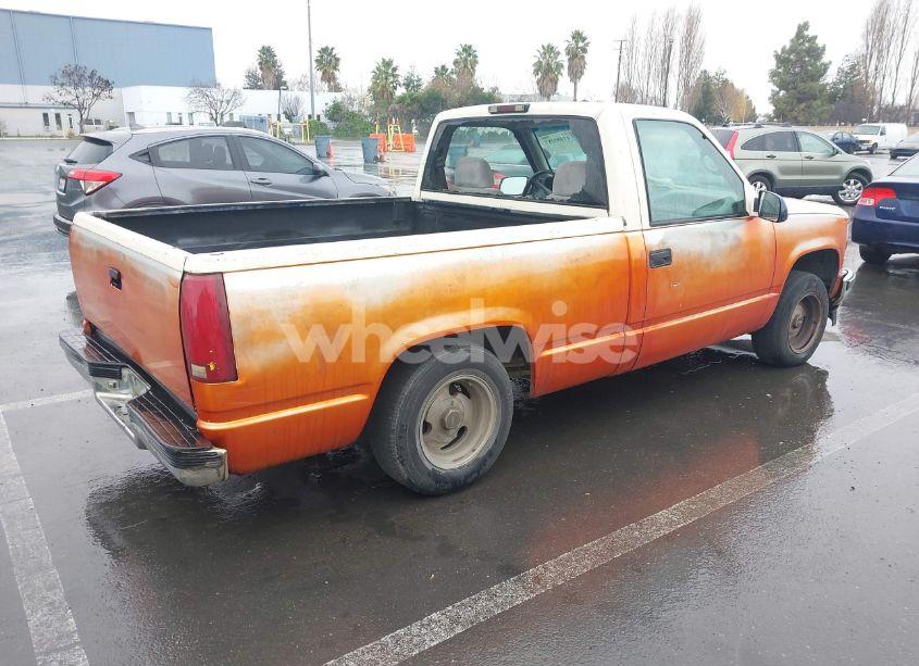 Photo 4 of 1996 Chevrolet Gmt-400 C1500 (VIN 1GCEC14W0TZ218067)