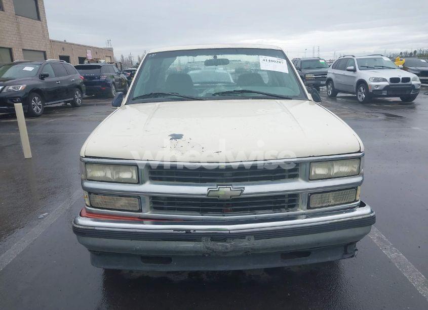 Photo 6 of 1996 Chevrolet Gmt-400 C1500 (VIN 1GCEC14W0TZ218067)