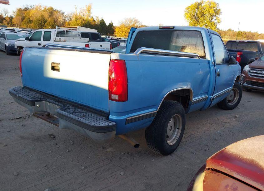 Photo 4 of 1997 Chevrolet C1500 FLEETSIDE (VIN 1GCEC14W0VZ136696)