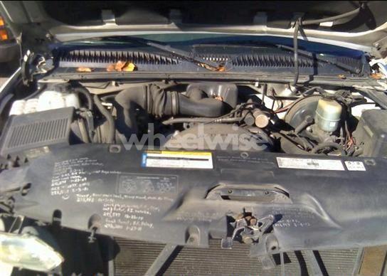 Photo 10 of 1999 Chevrolet Silverado 1500 (VIN 1GCEC14W0XE252779)