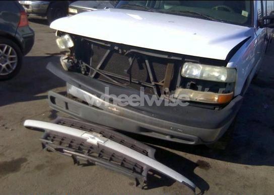 Photo 6 of 1999 Chevrolet Silverado 1500 (VIN 1GCEC14W0XE252779)