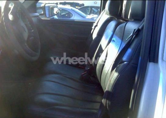 Photo 8 of 1999 Chevrolet Silverado 1500 (VIN 1GCEC14W0XE252779)