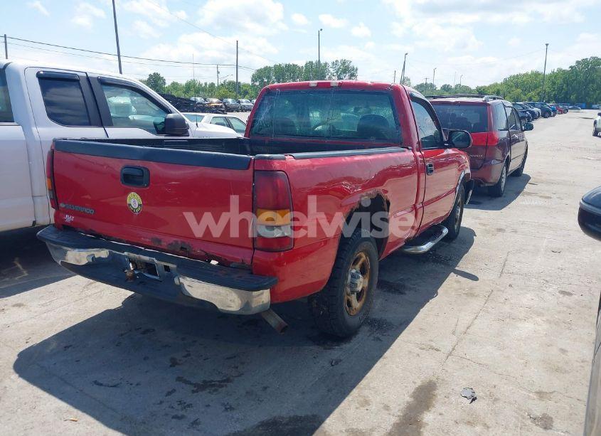 Photo 4 of 2000 Chevrolet Silverado 1500 (VIN 1GCEC14W0YZ154863)