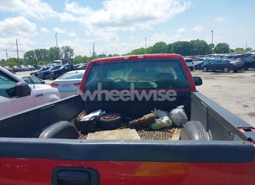 Photo 8 of 2000 Chevrolet Silverado 1500 (VIN 1GCEC14W0YZ154863)