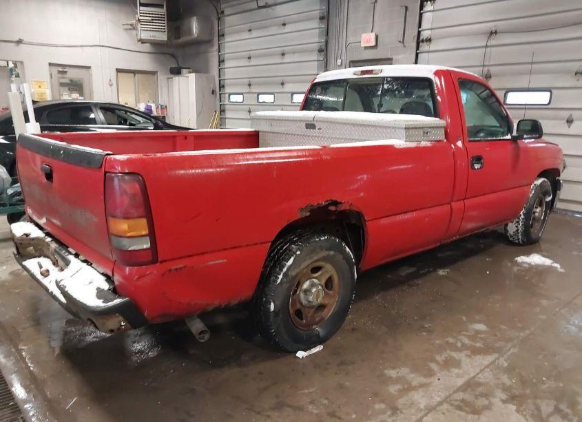 Photo 4 of 1999 Chevrolet Silverado 1500 (VIN 1GCEC14W1XE188350)