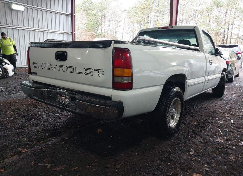 Photo 4 of 2001 Chevrolet Silverado 1500 (VIN 1GCEC14W21Z266716)