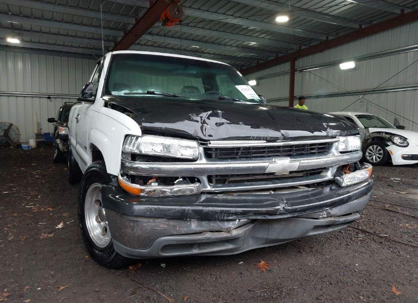 Photo 6 of 2001 Chevrolet Silverado 1500 (VIN 1GCEC14W21Z266716)
