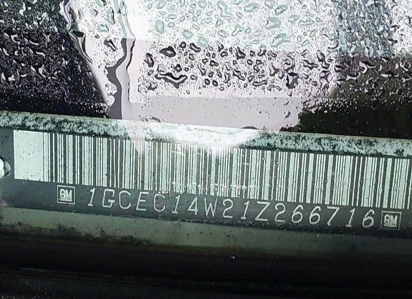 Photo 9 of 2001 Chevrolet Silverado 1500 (VIN 1GCEC14W21Z266716)