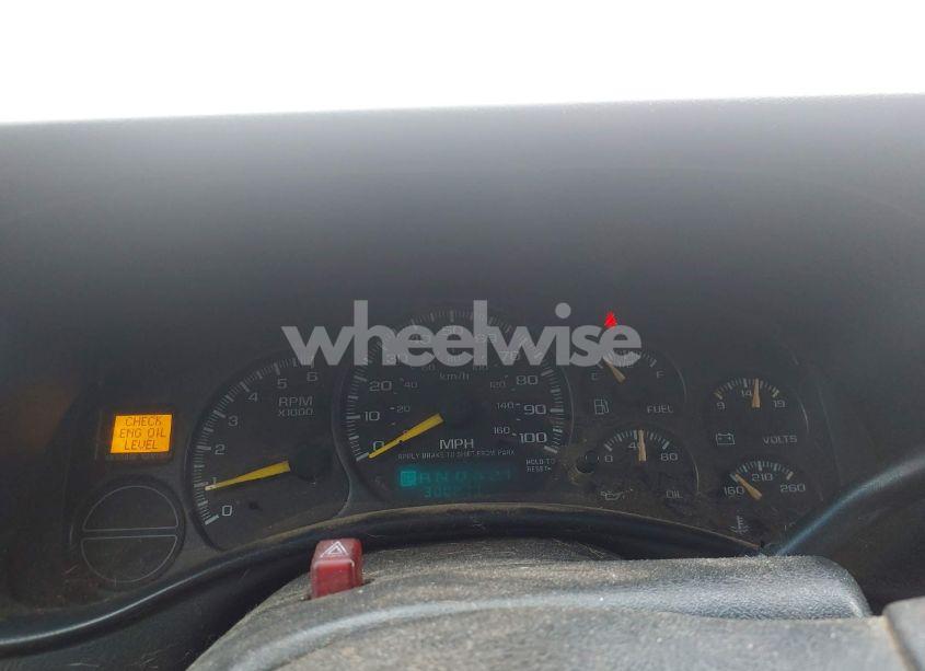 Photo 7 of 2001 Chevrolet Silverado 1500 (VIN 1GCEC14W21Z274332)