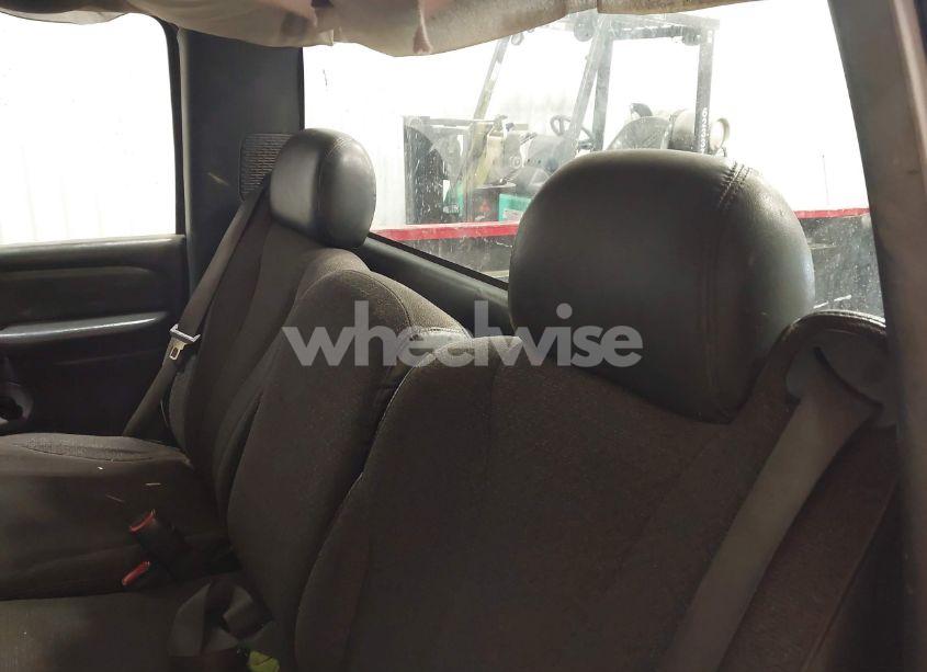 Photo 8 of 2001 Chevrolet Silverado 1500 (VIN 1GCEC14W21Z291227)