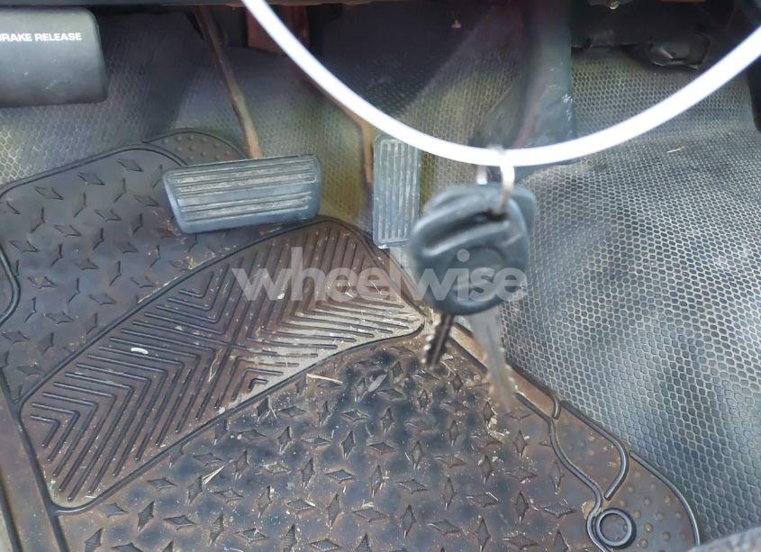 Photo 11 of 2002 Chevrolet Silverado 1500 COMMERCIAL (VIN 1GCEC14W22Z151678)