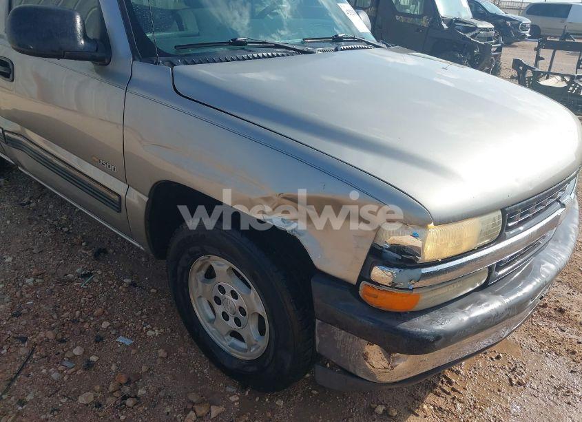 Photo 6 of 2000 Chevrolet Silverado 1500 (VIN 1GCEC14W2YZ179649)