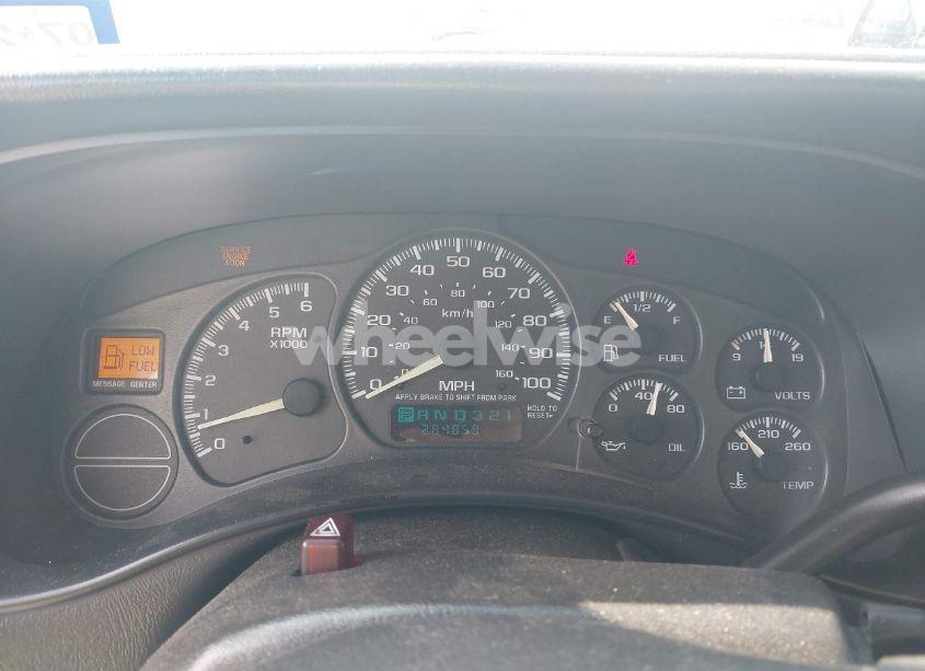 Photo 7 of 2000 Chevrolet Silverado 1500 (VIN 1GCEC14W2YZ179649)