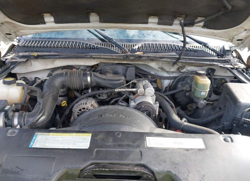 Photo 10 of 2001 Chevrolet Silverado 1500 (VIN 1GCEC14W31Z185966)