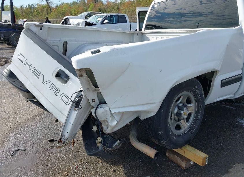 Photo 6 of 2001 Chevrolet Silverado 1500 (VIN 1GCEC14W31Z185966)