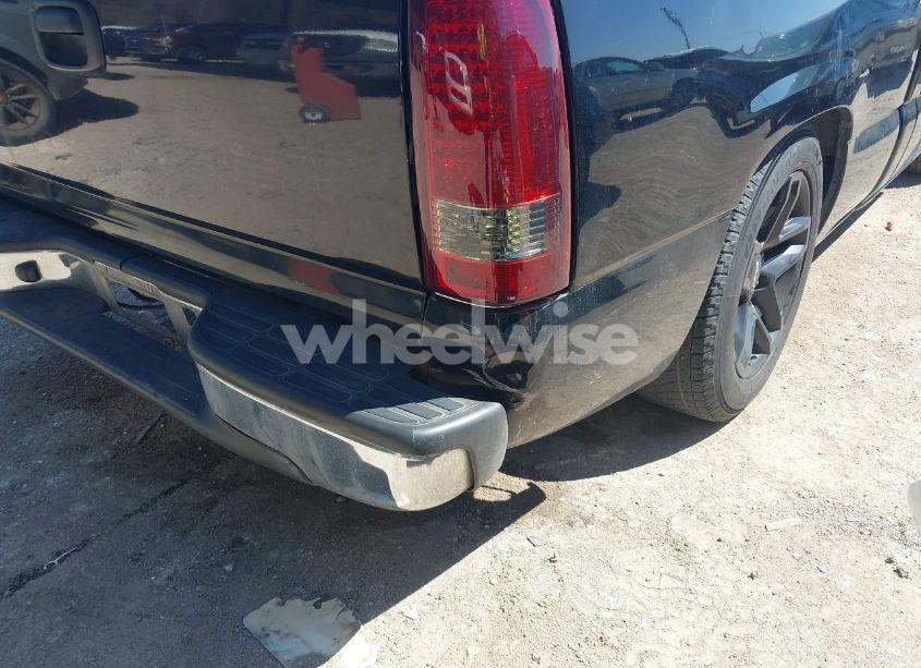 Photo 13 of 2002 Chevrolet Silverado 1500 (VIN 1GCEC14W32Z105146)