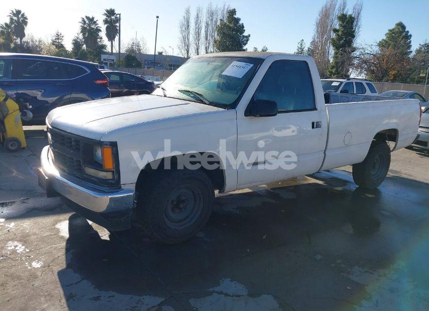 Photo 2 of 1998 Chevrolet C1500 FLEETSIDE W/T (VIN 1GCEC14W3WZ195386)