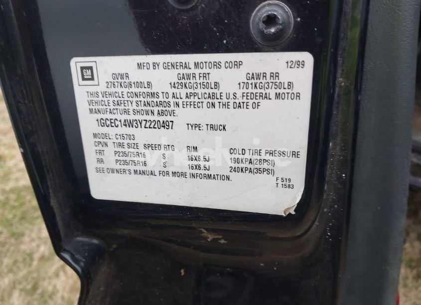 Photo 9 of 2000 Chevrolet Silverado 1500 (VIN 1GCEC14W3YZ220497)