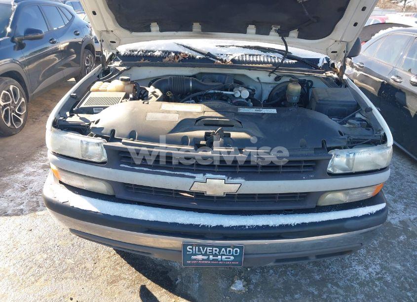 Photo 10 of 2001 Chevrolet Silverado 1500 (VIN 1GCEC14W41Z106496)