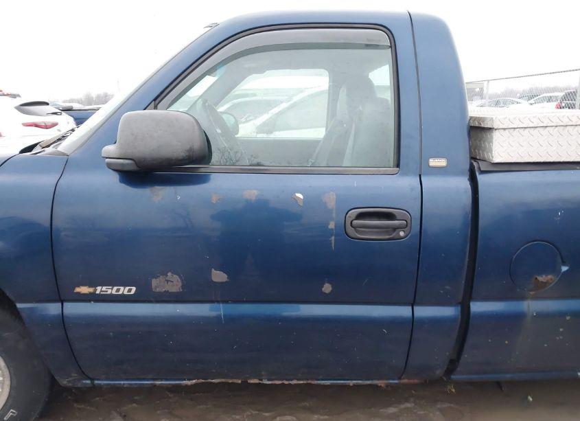 Photo 14 of 2001 Chevrolet Silverado 1500 (VIN 1GCEC14W41Z269052)