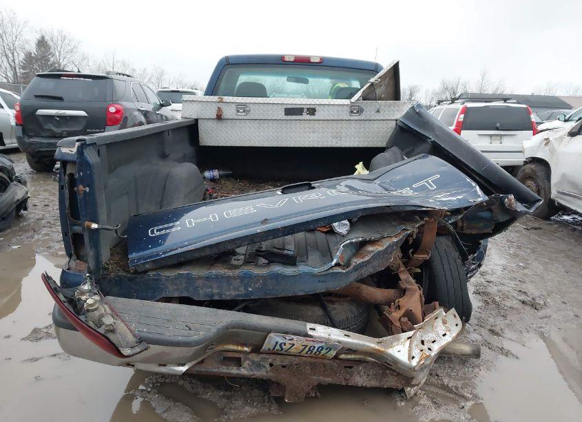 Photo 16 of 2001 Chevrolet Silverado 1500 (VIN 1GCEC14W41Z269052)