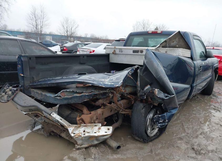 Photo 4 of 2001 Chevrolet Silverado 1500 (VIN 1GCEC14W41Z269052)