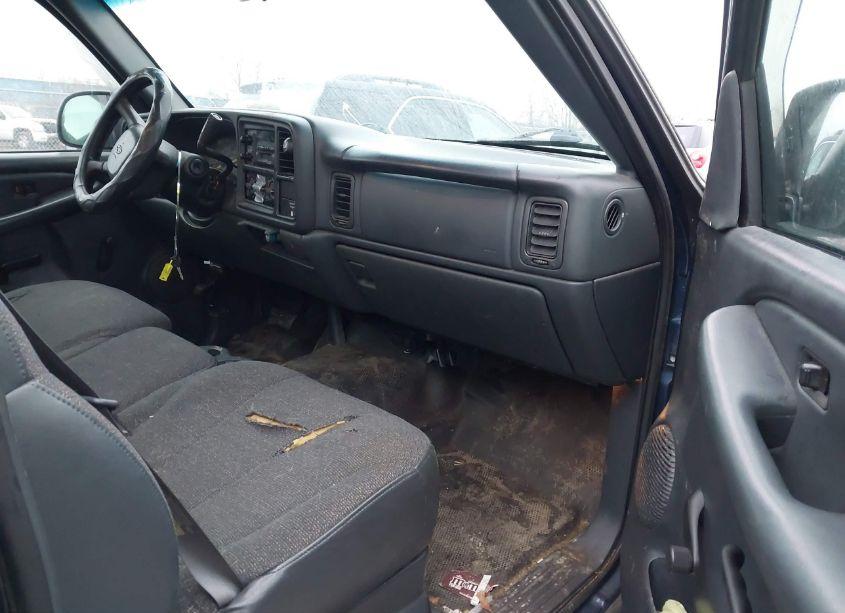 Photo 5 of 2001 Chevrolet Silverado 1500 (VIN 1GCEC14W41Z269052)