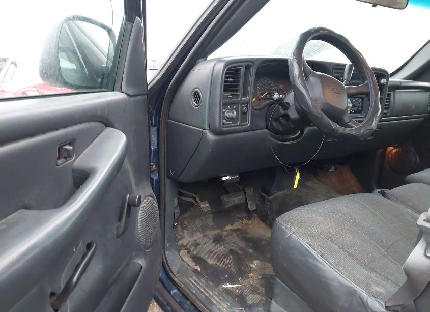 Photo 8 of 2001 Chevrolet Silverado 1500 (VIN 1GCEC14W41Z269052)