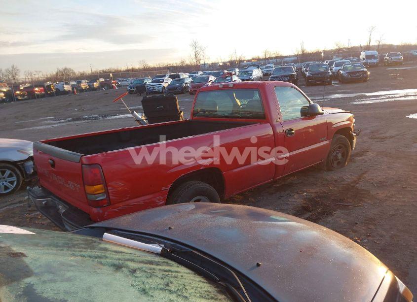 Photo 4 of 2002 Chevrolet Silverado 1500 (VIN 1GCEC14W42Z122876)