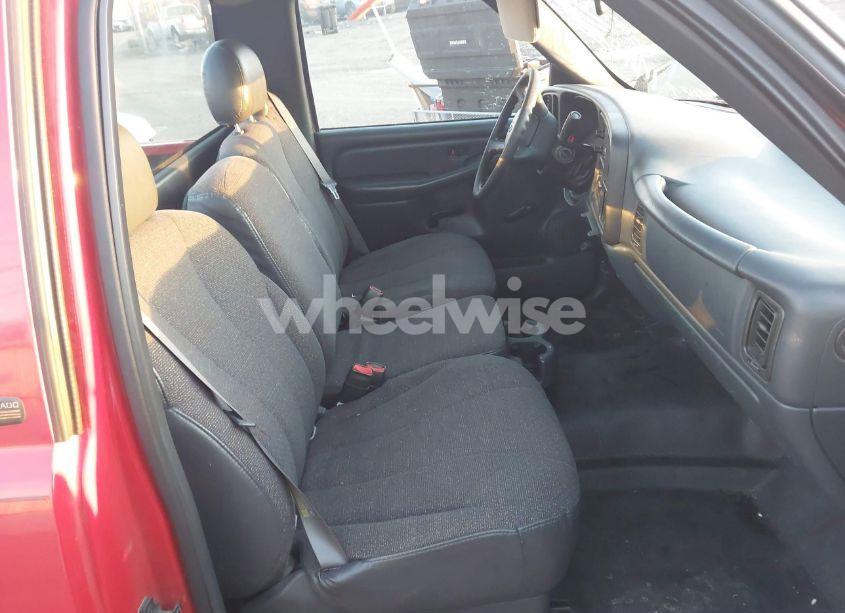 Photo 5 of 2002 Chevrolet Silverado 1500 (VIN 1GCEC14W42Z122876)