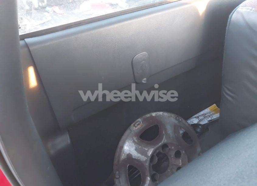 Photo 8 of 2002 Chevrolet Silverado 1500 (VIN 1GCEC14W42Z122876)