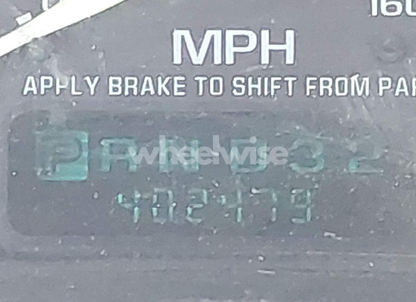 Photo 6 of 1999 Chevrolet Silverado 1500 (VIN 1GCEC14W4XE137604)