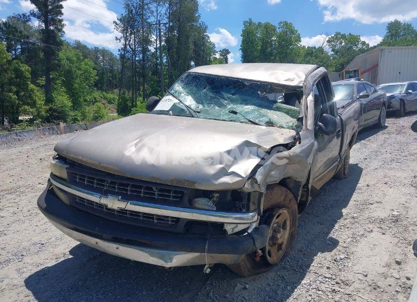 Photo 2 of 2001 Chevrolet Silverado 1500 (VIN 1GCEC14W51Z129074)
