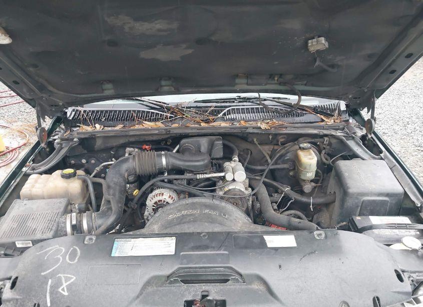 Photo 10 of 2001 Chevrolet Silverado 1500 (VIN 1GCEC14W51Z148904)