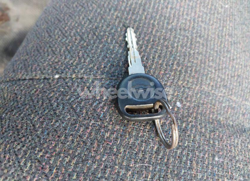 Photo 11 of 2002 Chevrolet Silverado 1500 COMMERCIAL (VIN 1GCEC14W52Z150878)