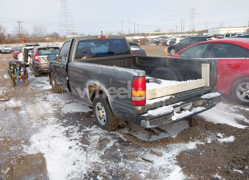 Photo 3 of 2002 Chevrolet Silverado 1500 COMMERCIAL (VIN 1GCEC14W52Z150878)