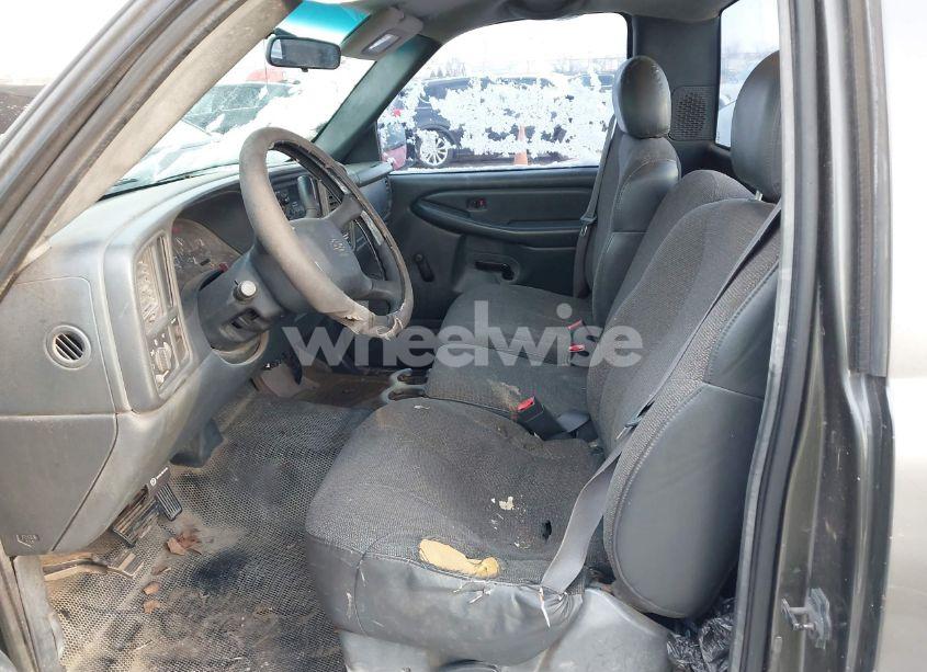 Photo 5 of 2002 Chevrolet Silverado 1500 COMMERCIAL (VIN 1GCEC14W52Z150878)