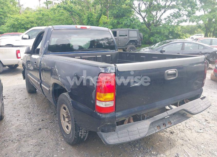 Photo 3 of 2002 Chevrolet Silverado 1500 (VIN 1GCEC14W52Z176512)