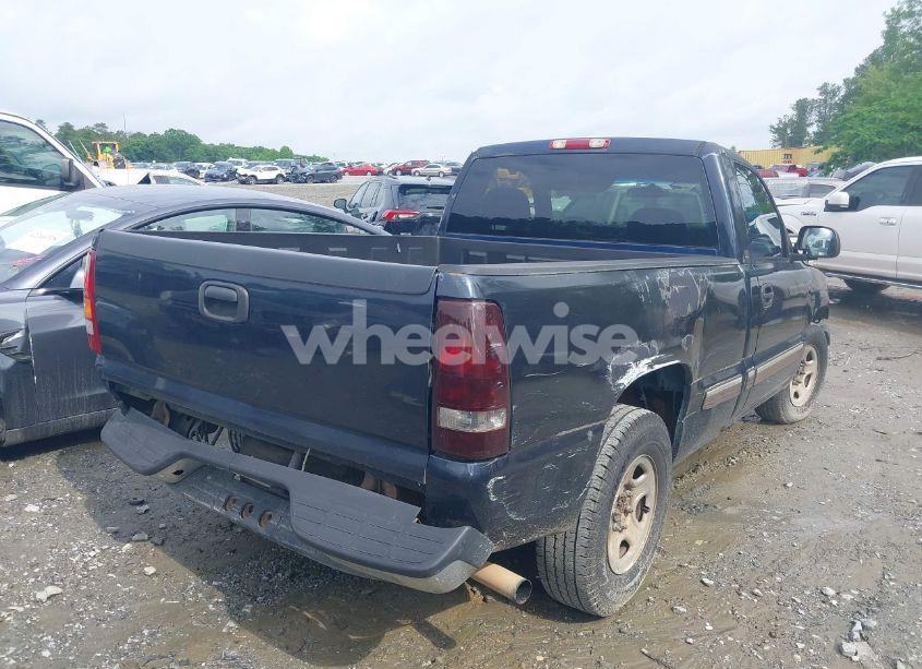 Photo 4 of 2002 Chevrolet Silverado 1500 (VIN 1GCEC14W52Z176512)