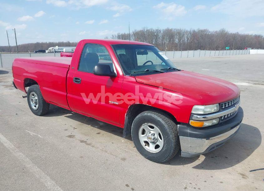 2002 Chevrolet Silverado 1500 (VIN 1GCEC14W52Z226468) main photo