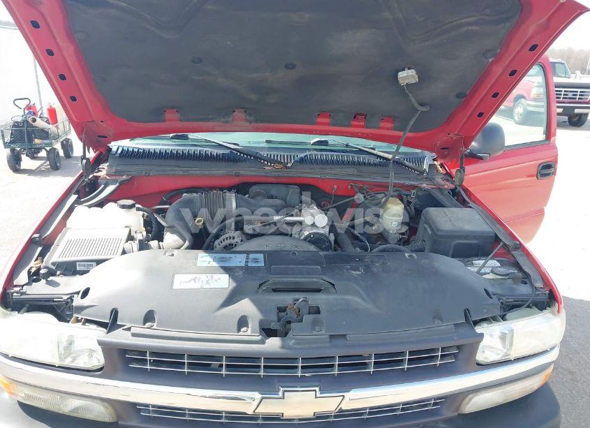 Photo 10 of 2002 Chevrolet Silverado 1500 (VIN 1GCEC14W52Z226468)