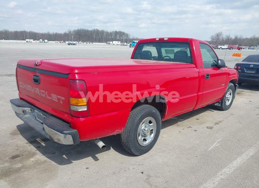 Photo 4 of 2002 Chevrolet Silverado 1500 (VIN 1GCEC14W52Z226468)