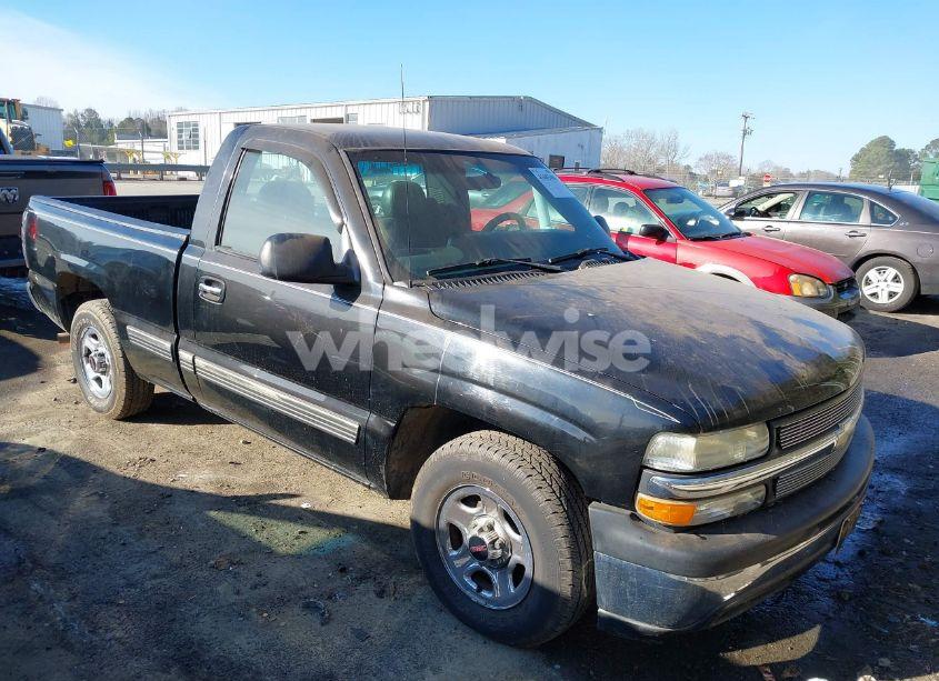 2002 Chevrolet Silverado 1500 (VIN 1GCEC14W52Z264296) main photo