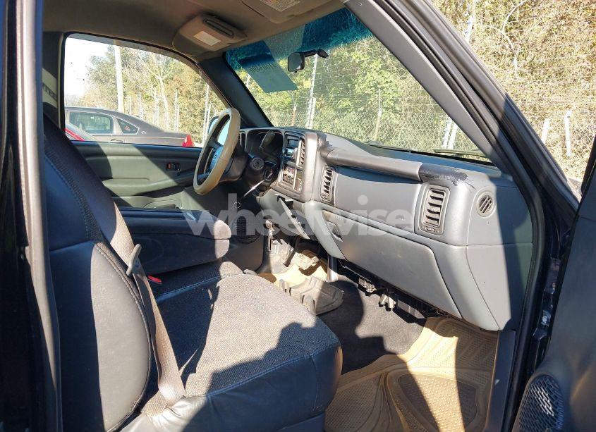 Photo 5 of 2002 Chevrolet Silverado 1500 (VIN 1GCEC14W52Z264296)