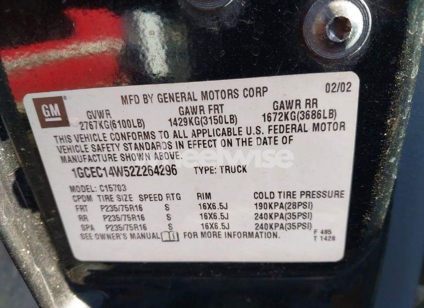 Photo 9 of 2002 Chevrolet Silverado 1500 (VIN 1GCEC14W52Z264296)