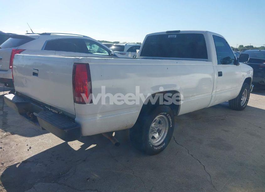 Photo 4 of 1996 Chevrolet Gmt-400 C1500 (VIN 1GCEC14W5TZ117171)