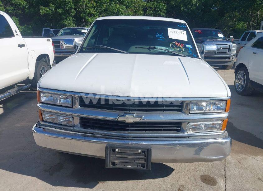 Photo 6 of 1996 Chevrolet Gmt-400 C1500 (VIN 1GCEC14W5TZ117171)