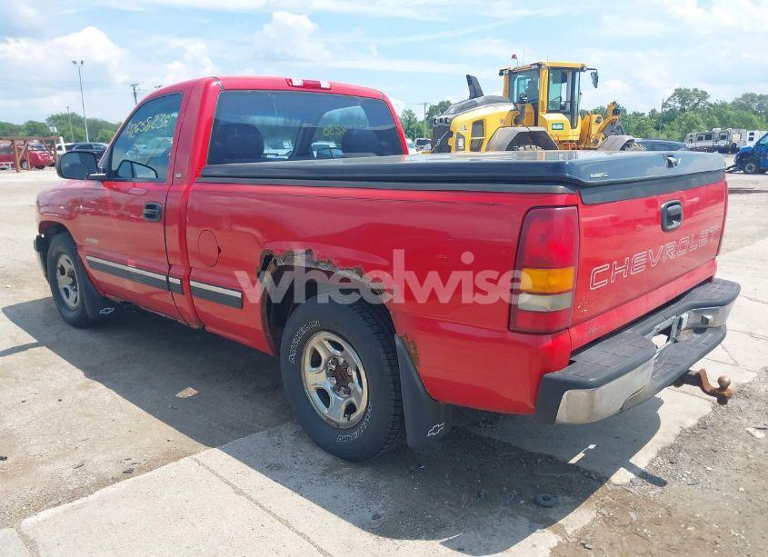 Photo 3 of 1999 Chevrolet Silverado 1500 (VIN 1GCEC14W5XZ135708)